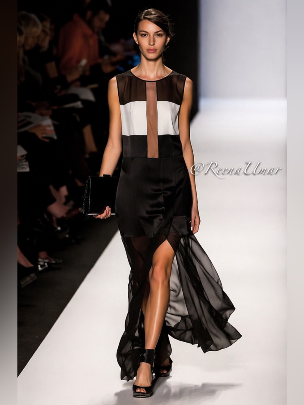BCBGMaxAzria “Cicely” Black & White Runway Maxi Dress – XS